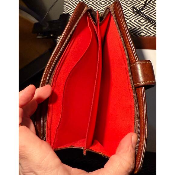 Vintage Dooney & Bourke Continental Monogram Brown Tan Leather Canvas Wallet - Picture 10 of 10